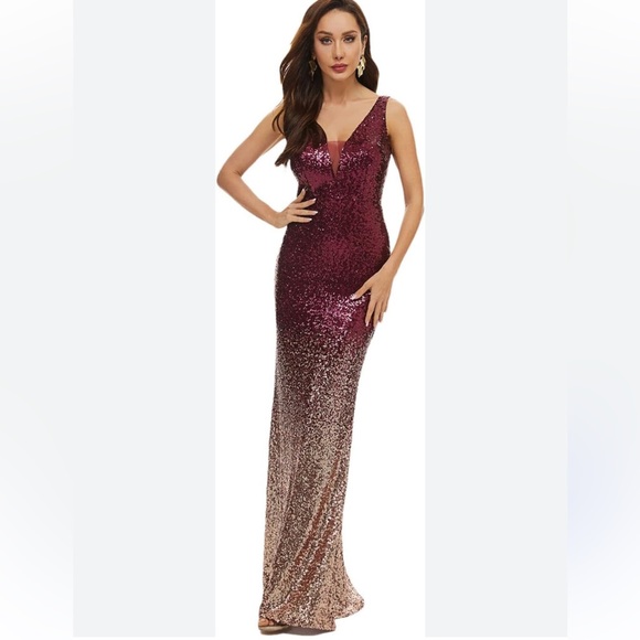 Crystal Doll Dresses & Skirts - Crystal Doll Red and Gold Sequin Maxi Dress size 9 for Christmas party